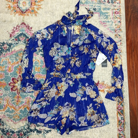 GUESS Women's Vonda Cutout Choker-Neck Romper - Picture 3 of 10